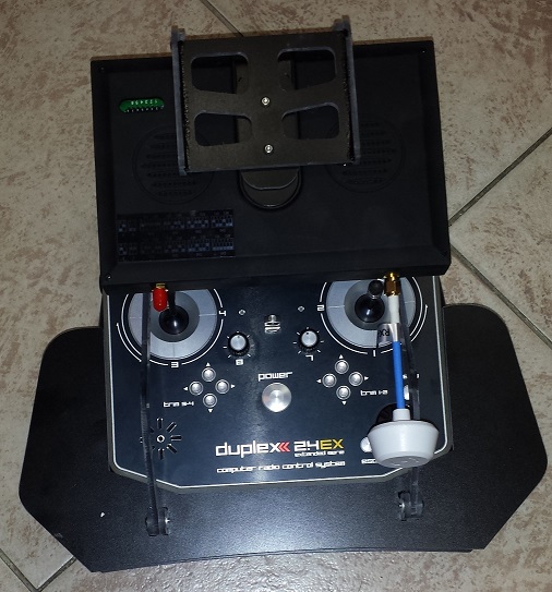Sändarpult HAB till JETI DS-16 svart med monitorfäste - 3