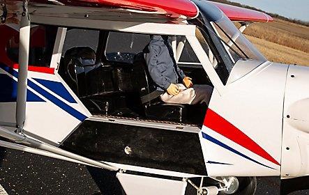 Hangar 9 Carbon Cub FX-3 100-200cc ARF 2920mm - 9