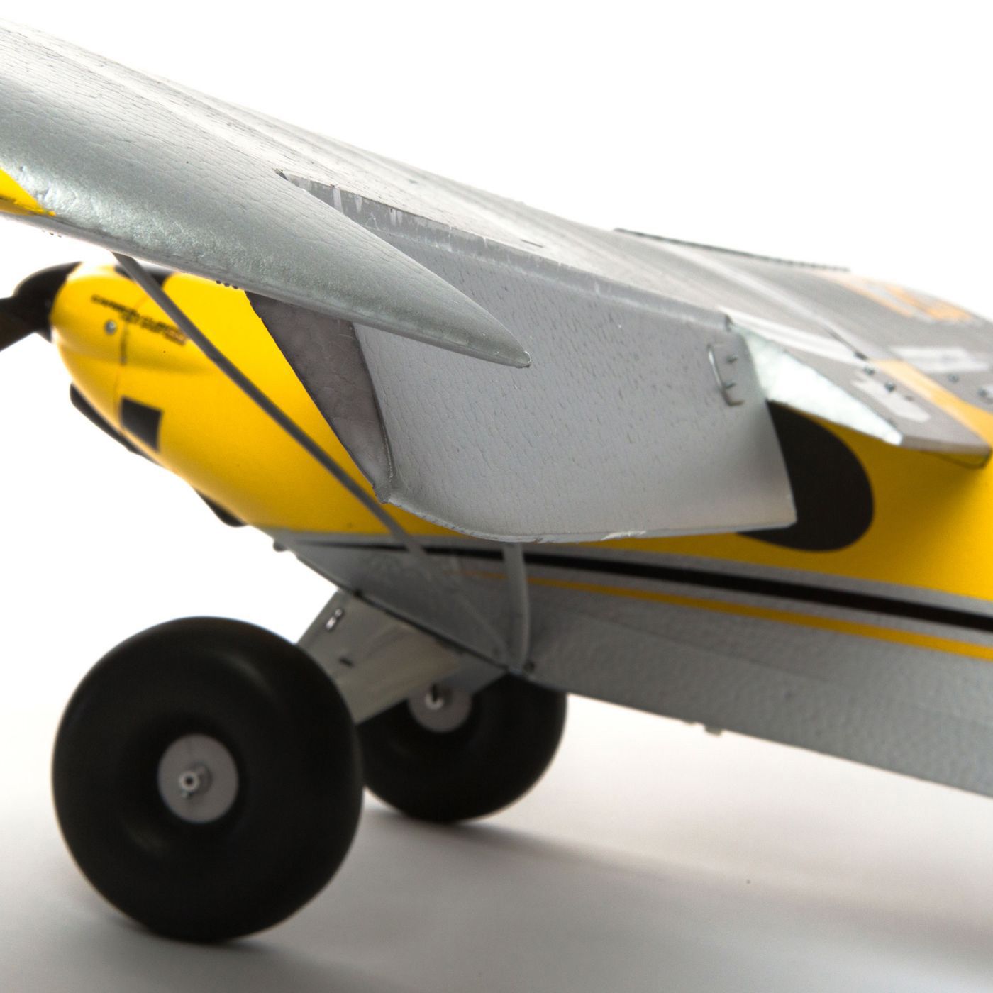 Hobbyzone Carbon Cub S 2 BNF Basic 1.3m - 13