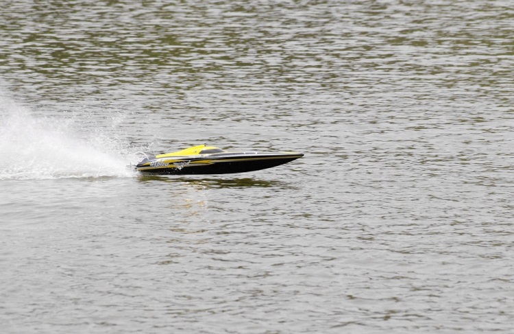 Joysway Alpha 1000mm Borstlös V-båt ARTR Röd - 6