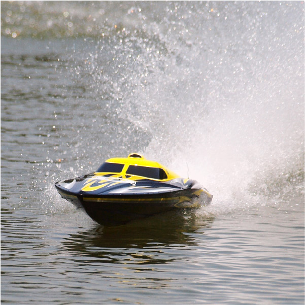Joysway Alpha 1000mm Borstlös V-båt ARTR Röd - 4