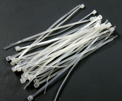 Straps i nylon ca 1000st
