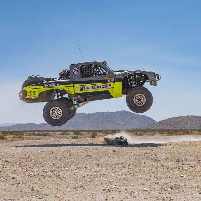 Super Baja Rey 2.0: 1/6 4wd Elec Desert Truck-King - 19