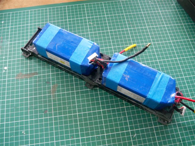 CNC fäste 2 st ackar 3300-5000mAh storlek - 9