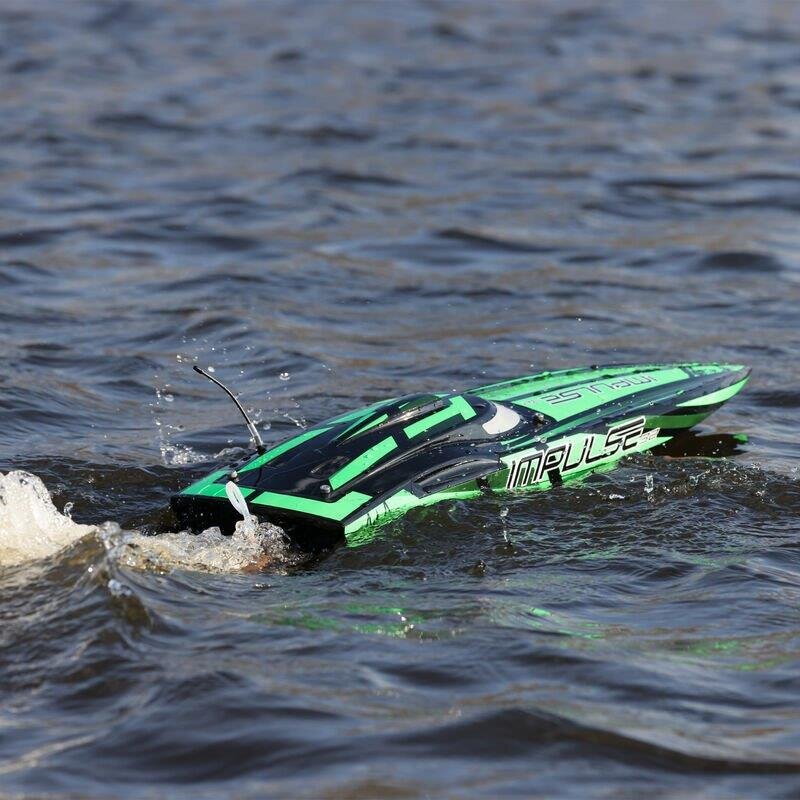 PROBOAT Impulse 32-inch BL. Blk/Grn: RTR - 21