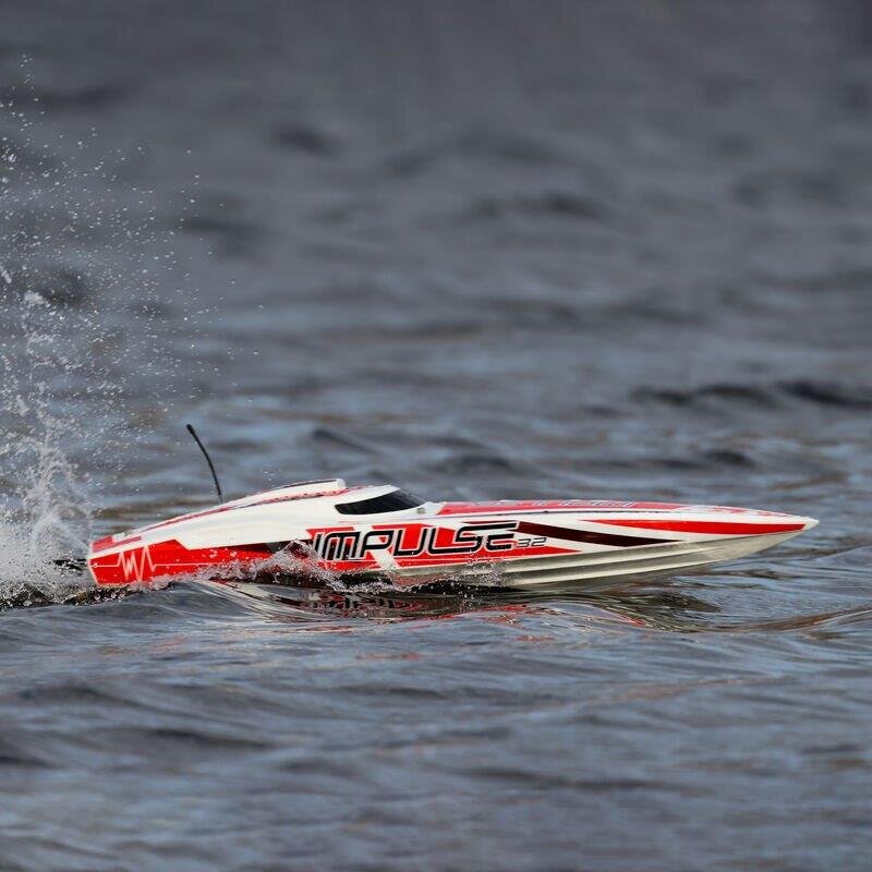 PROBOAT Impulse 32-inch BL. Wht/Red: RTR - 13