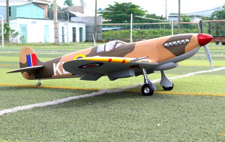Seagull Spitfire 2195mm 50-55cc Gas El-Landställ ARF - 7