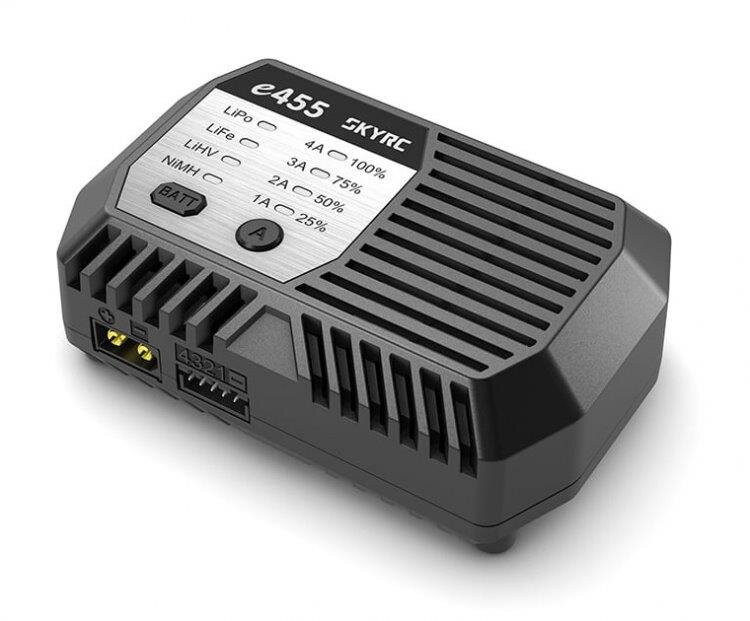 Laddare SkyRC e455 Laddare LiPo/LiFe/LiHV 2-4S.NiMH 6-8S 50C