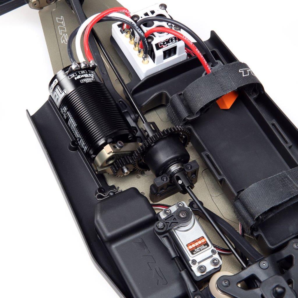 TLR 8IGHT XT/XTE Race Kit: 1/8 4WD Nitro/Elec Truggy - 12