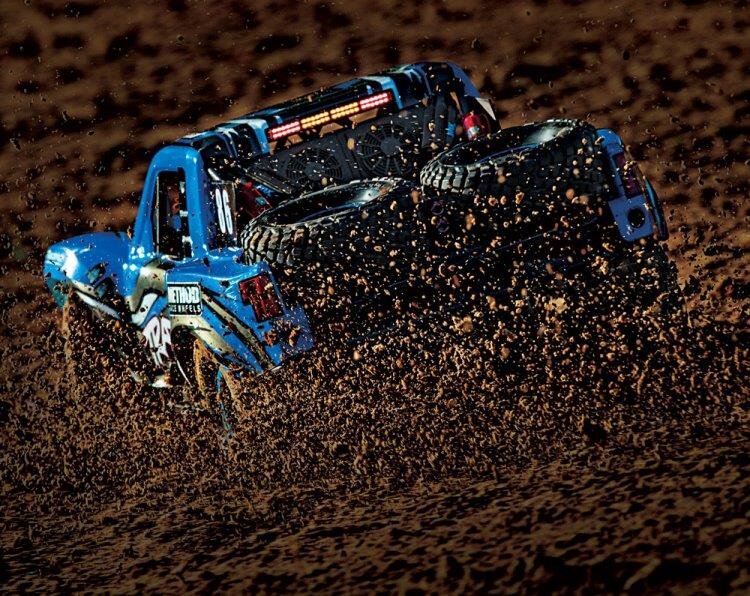 Traxxas UDR 4WD TQi TSM BLÅ LED-set utan ladd & batteri RTR - 4