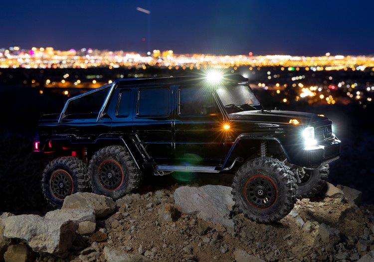 Traxxas TRX-6 Mercedes-Benz G63 AMG 6X6 TQi 2.4G RTR Svart - 13