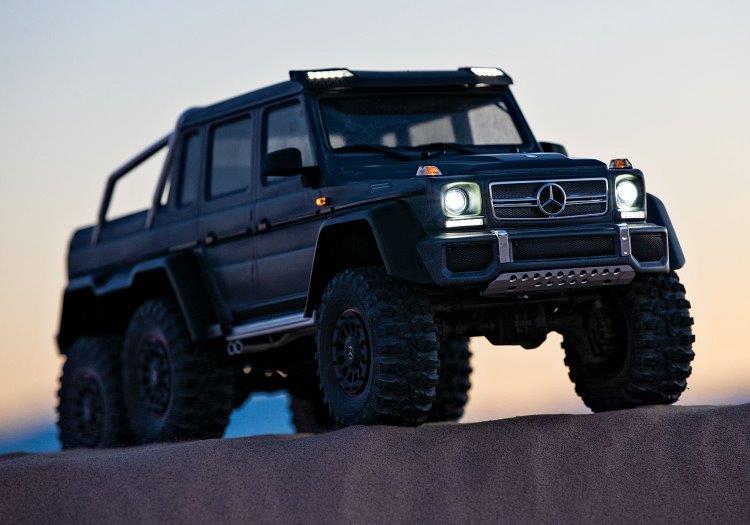 Traxxas TRX-6 Mercedes-Benz G63 AMG 6X6 TQi 2.4G RTR Silver - 11