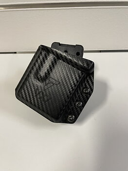 VX7 Magazine Pouch for AR-15 - CF Black / Gray