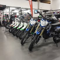 Några små hojar i butiken  