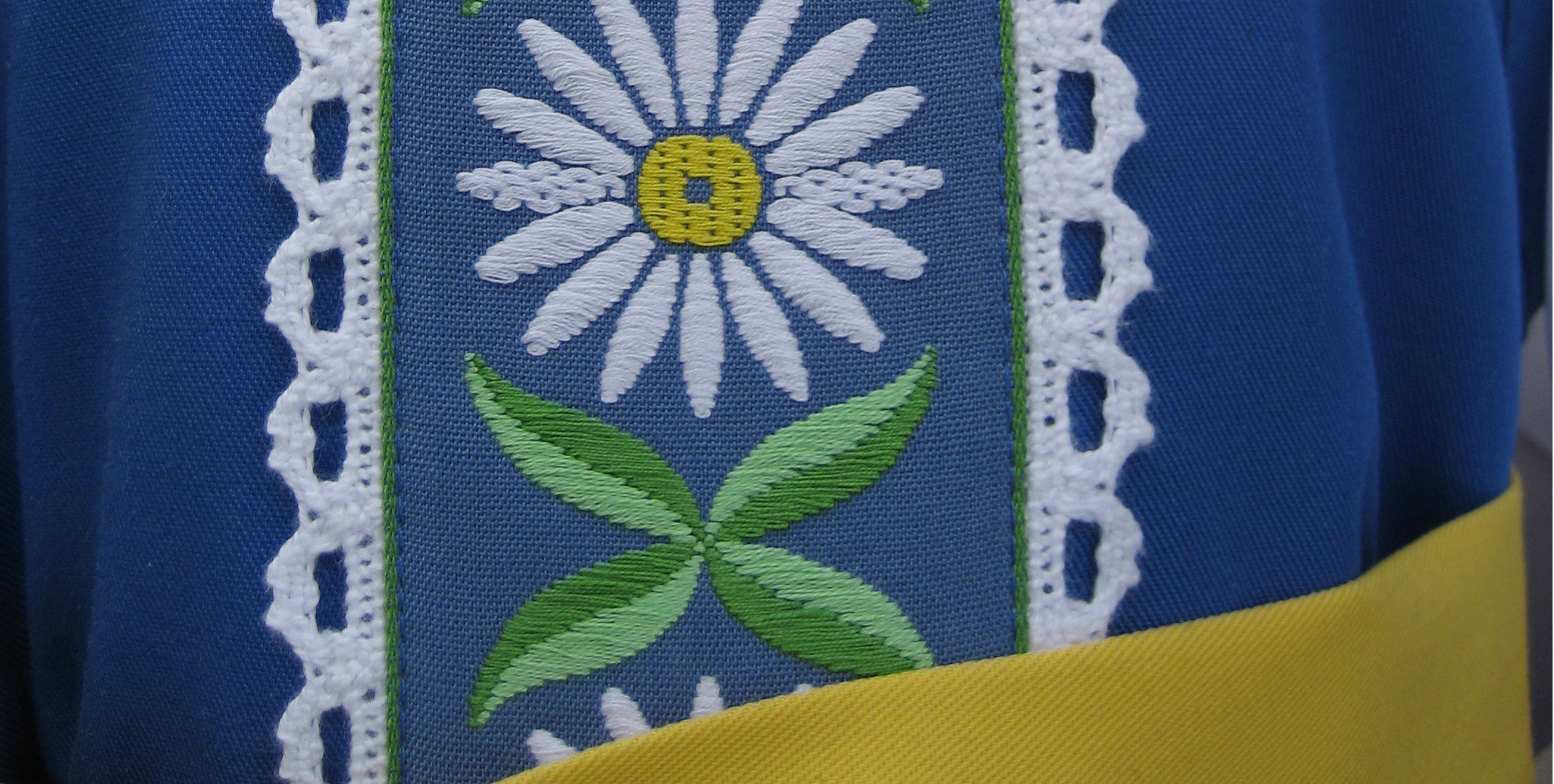 SVERIGEKLÄNNING - SVERIGEDRÄKT  -  Komplett - väska ingår  - 4