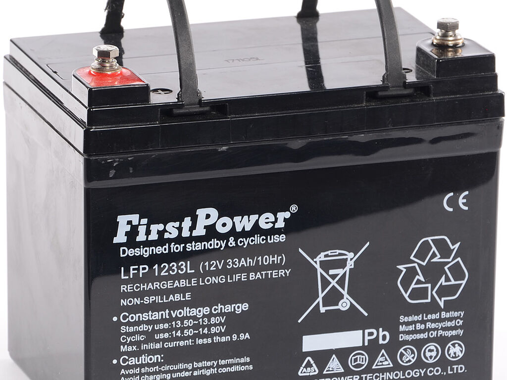 First Power Vrla 12v 33Ah