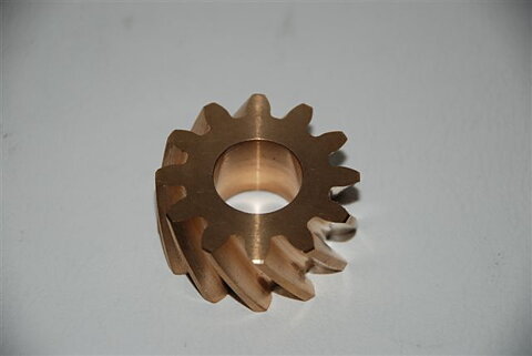 Kugghjul, drivet vattenpump O-41-411