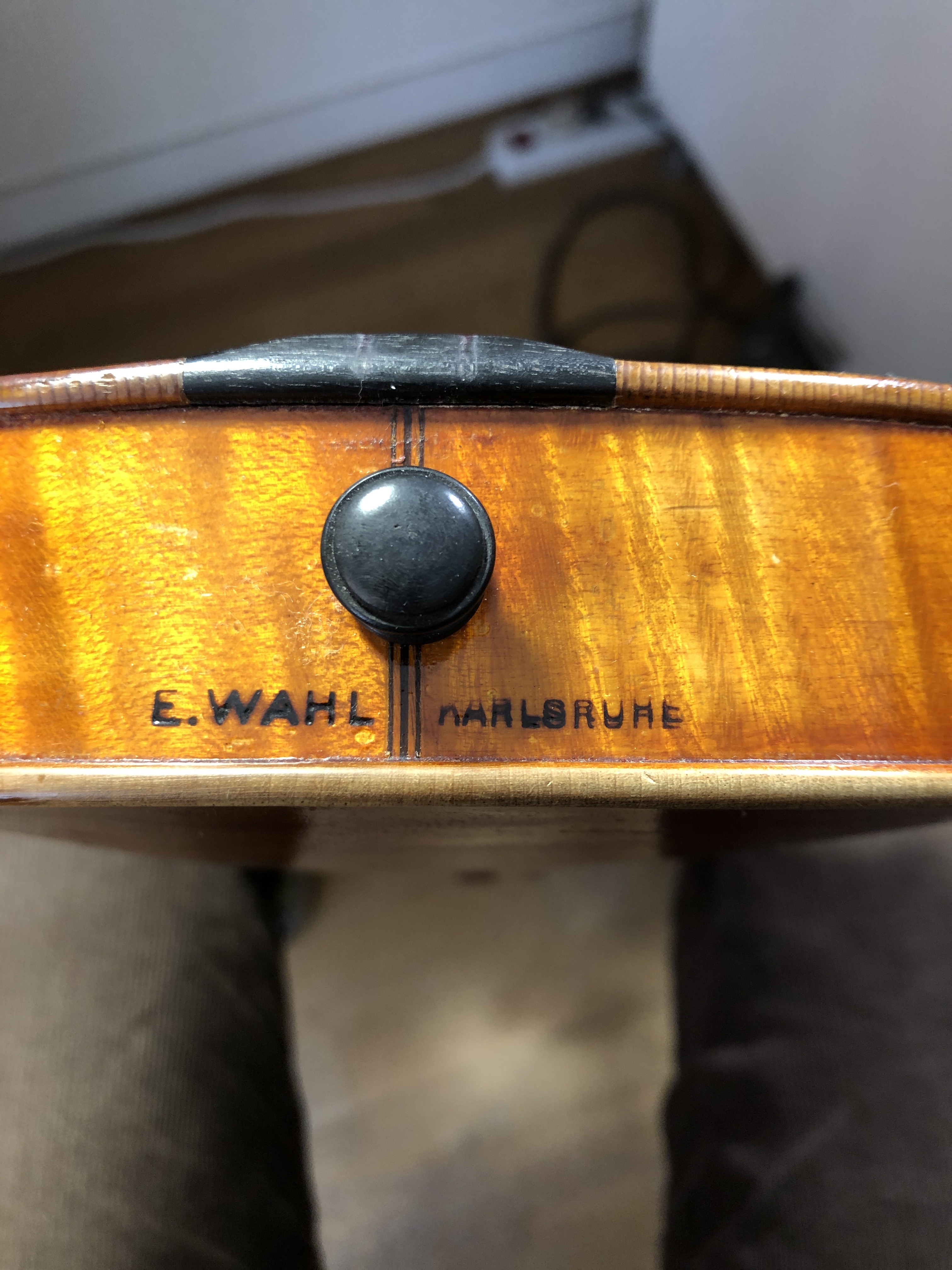 4/4 fiol, Eugen Wahl Karlsruhe 1926 - 10