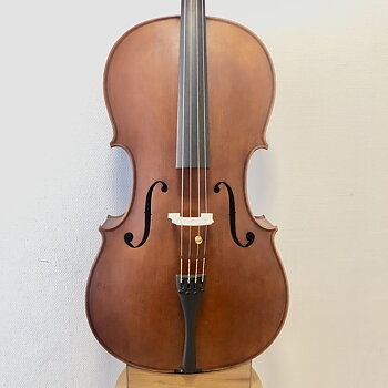 4/4 cello, Rumänien 2020