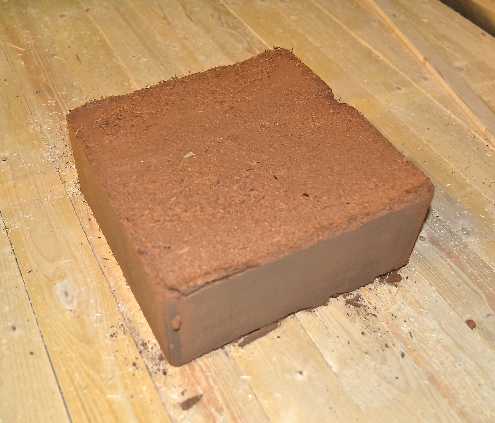 Coir Peat block / Kokosfiber finmald 5Kg block
