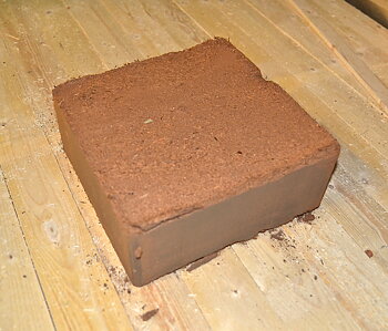 Coir Peat block / Kokosfiber finmald 5Kg block
