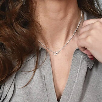 Les Amis Drop Halsband