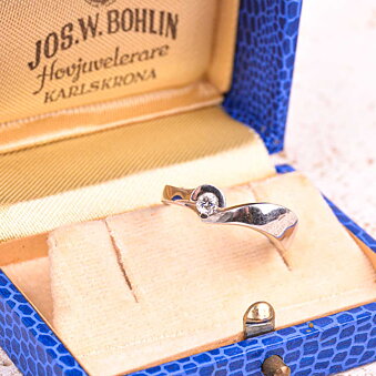 Hvidguldsring Solitaire 18k med 0,14ct diamant, Vintage