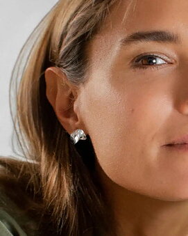Botanica double studs