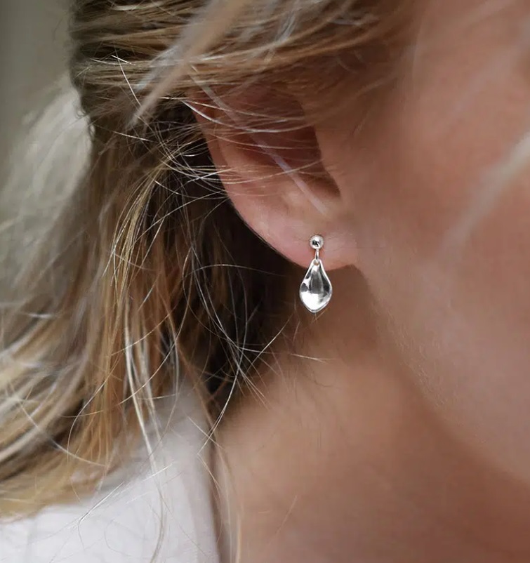 GAIAS GRACE DROP STUDS - 2