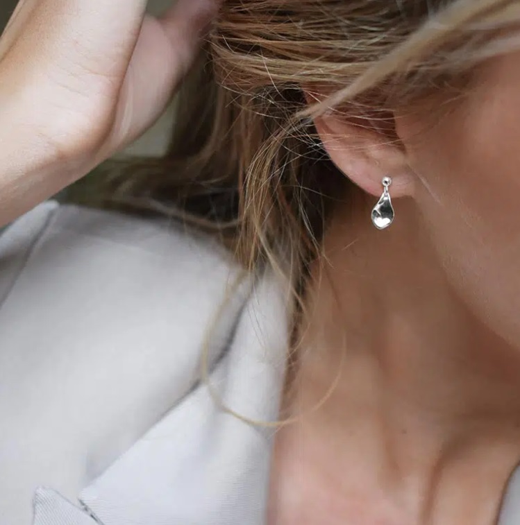 GAIAS GRACE DROP STUDS - 3