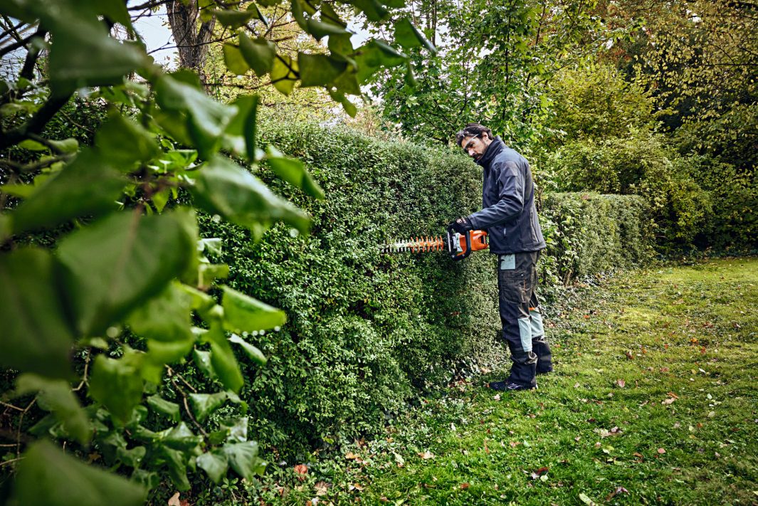 Stihl Batterihäcksax HSA 100 utan batteri och laddare - 6