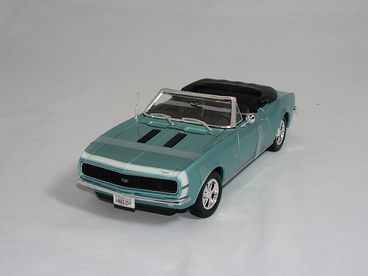 Chevrolet Camaro  RS /SS  1967  1:18  Maisto