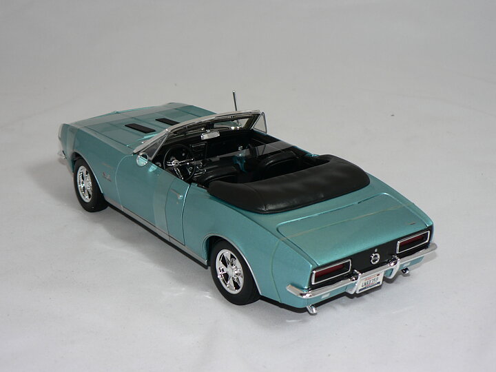 Chevrolet Camaro  RS /SS  1967  1:18  Maisto