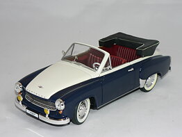 Wartburg 311 Cabriolet 1:18 Revell