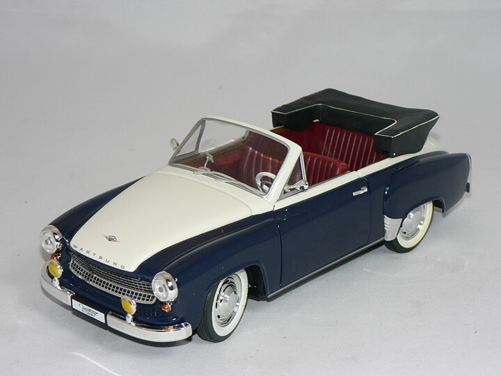 Wartburg 311 Cabriolet 1:18 Revell