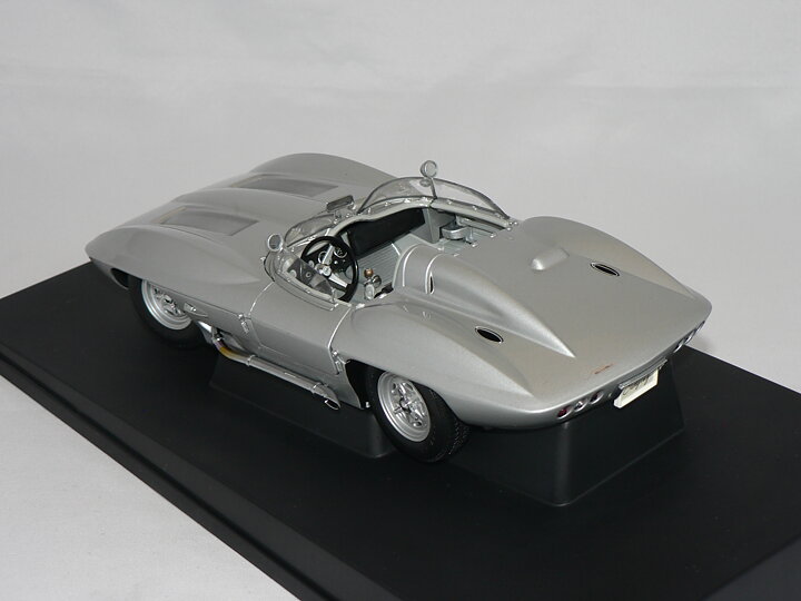 Chevrolet Corvette Stingray -1959   1:18  Auto Art
