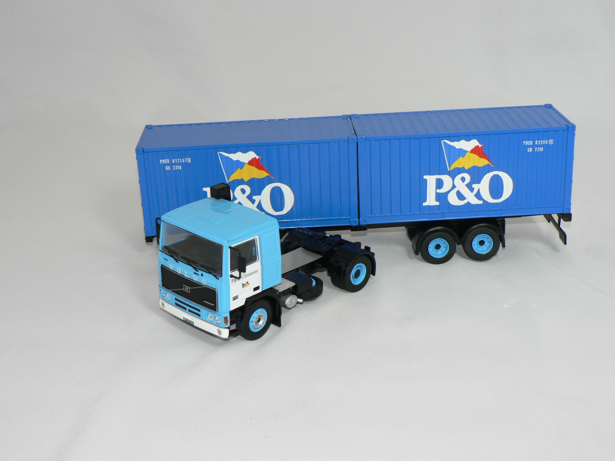 Volvo F10 -1983 (P&O CONTAINERS)  IXO 1:43 - 2