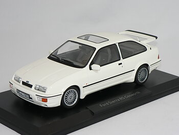 Ford Sierra RS Cosworth -1986  Vit  (INGET ÖPPNINGSBART)  New Ray  1:18  Norev