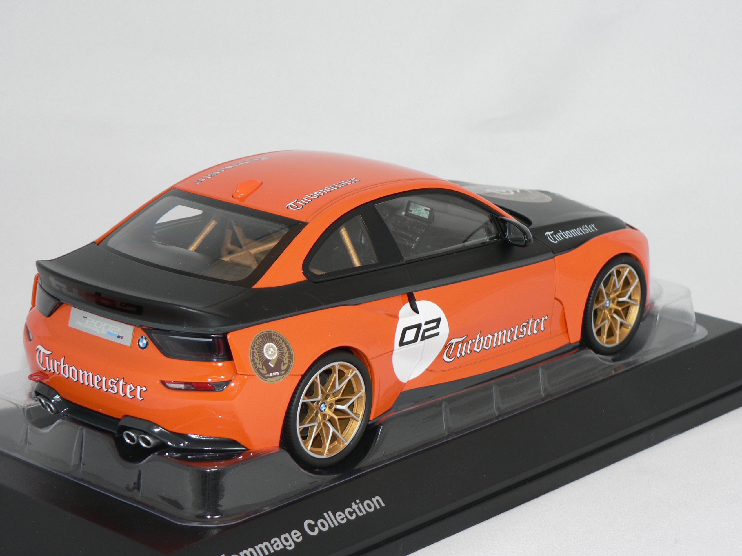 BMW 2002 Turbomeister -2018 (INGET ÖPPNINGSBART)  1:18  Norev - 2