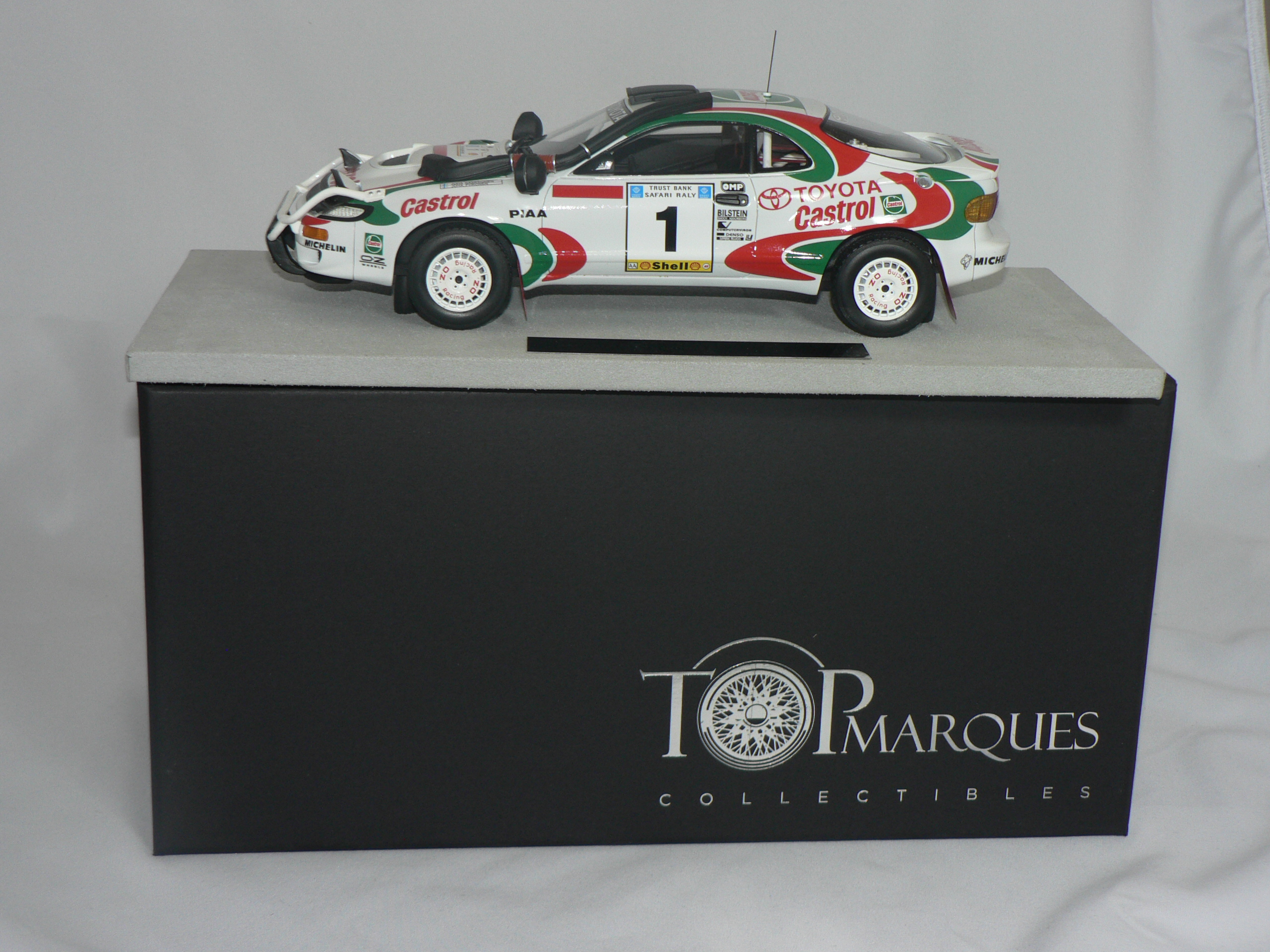 Toyota ST185 (Winner Safari Rally 1993)J.Kankkunen-J.Pironen (INGET ÖPPNINGSBART) Limited Edition 250pice  1:18  Top Marques - 4