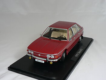 Tatra 613  1979   Triple 9  1:18