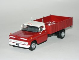 Chevrolet C30 Truck 1961  1:43  Whitebox