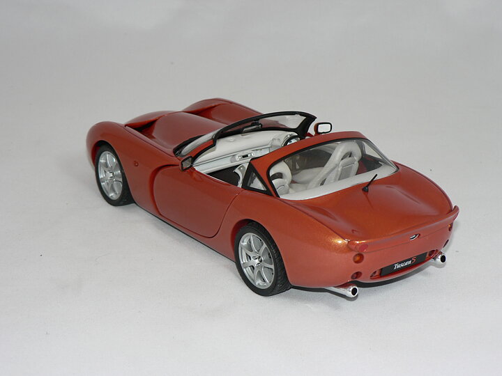 TVR Tuscan S  1:18 Revell