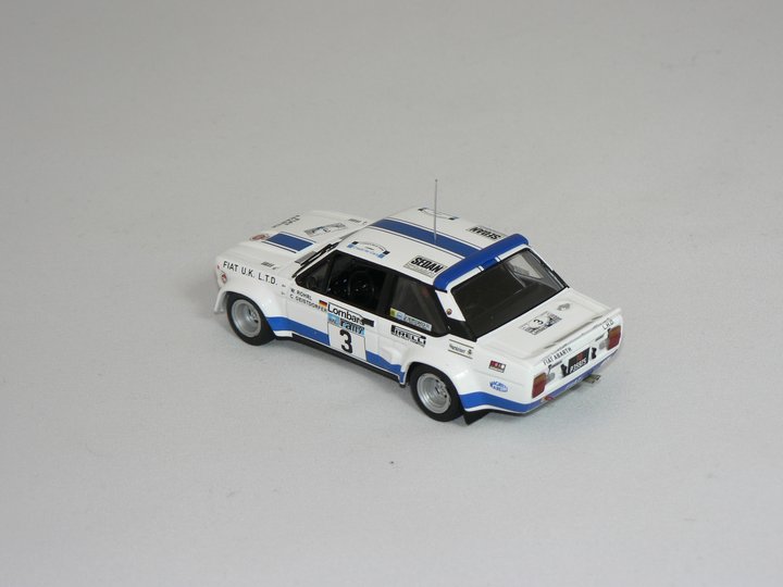 Fiat 131 Abarth  #3 Rac Rally 1979 ( W. Rohrl/C.Geistdorfer )  IXO 1:43