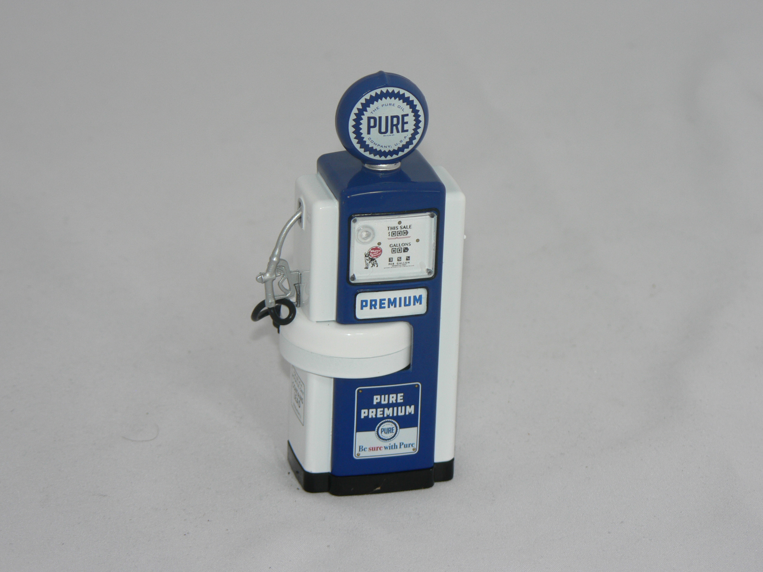 Bensinpump -1948 (Pure Premium)  1:18 Greenlight