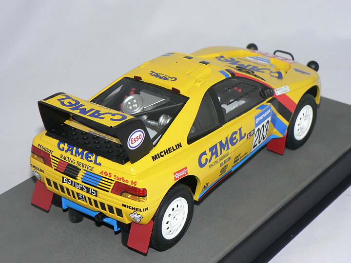 Peugeot 405 GT T-16 (Winner Paris Dakar 1990) A.Vatanen-B.Berglund (INGET ÖPPNINGSBART) Limited Edition 500pce  1:18  Top Marques