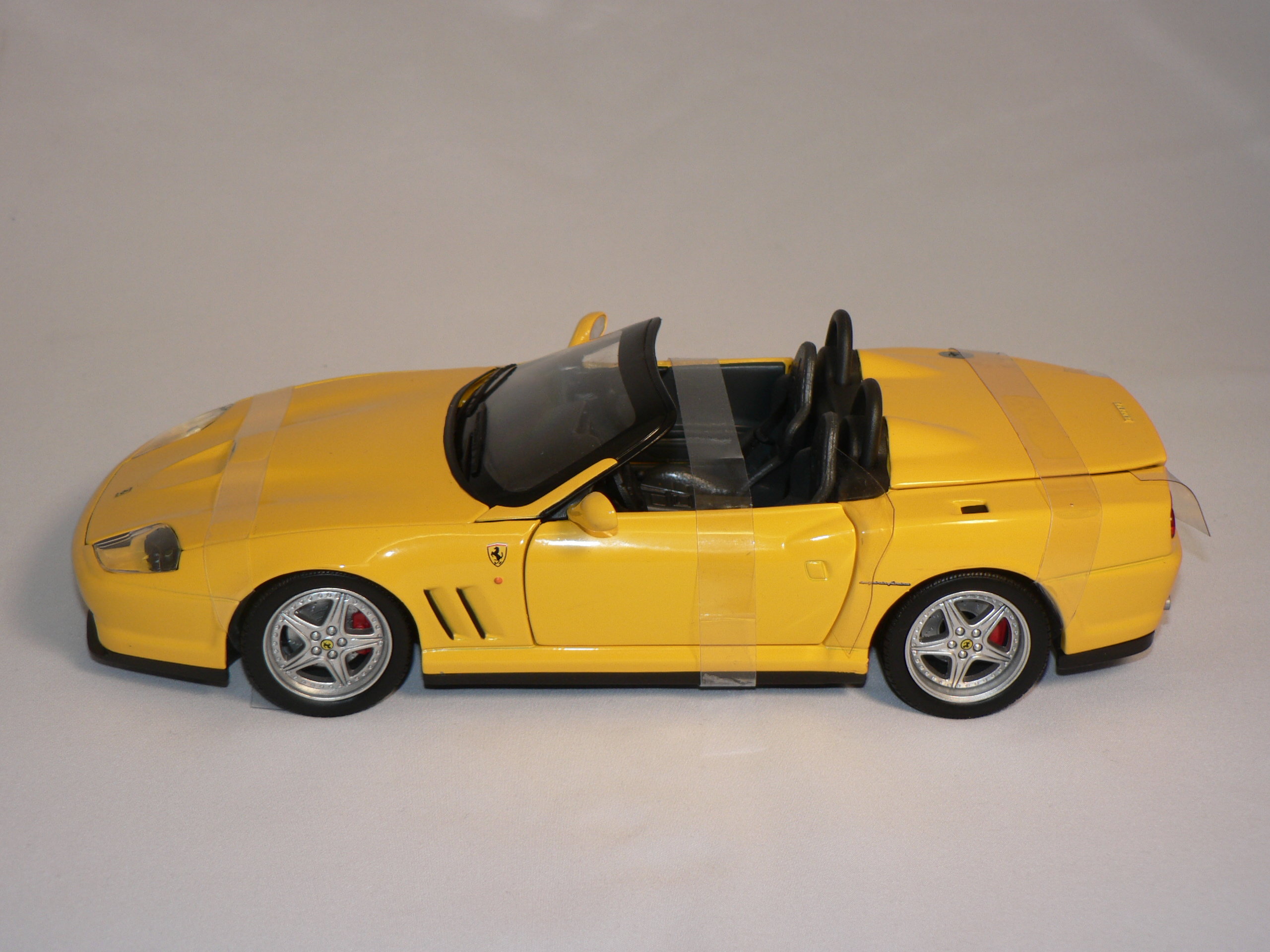 Ferrari 550 Barchetta Pininfarina   1:18  Hot Wheels  - 6