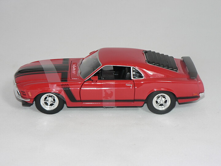 Ford Mustang Boss 302  1970  1:24 Welly