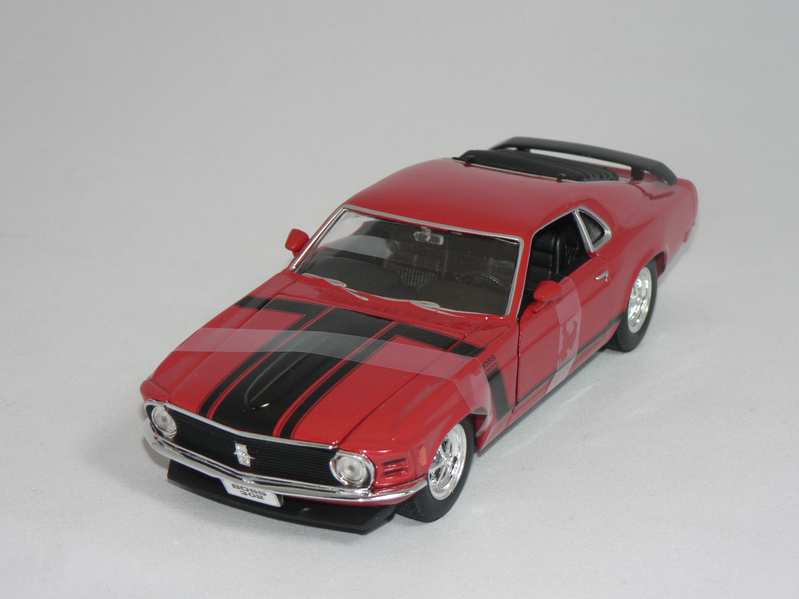 Ford Mustang Boss 302  1970  1:24 Welly