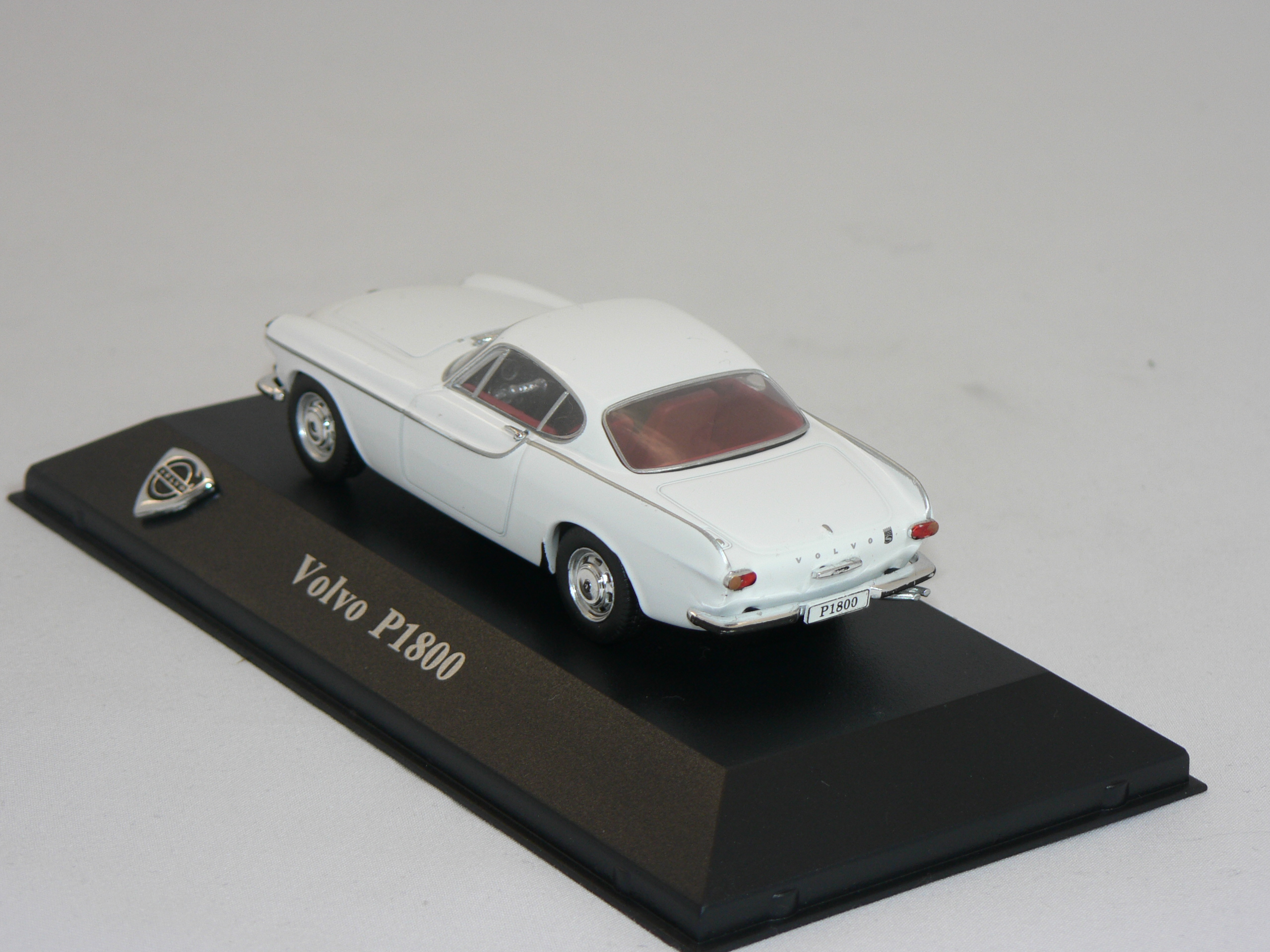 Volvo P1800  Vit  1:43  Atlas - 2
